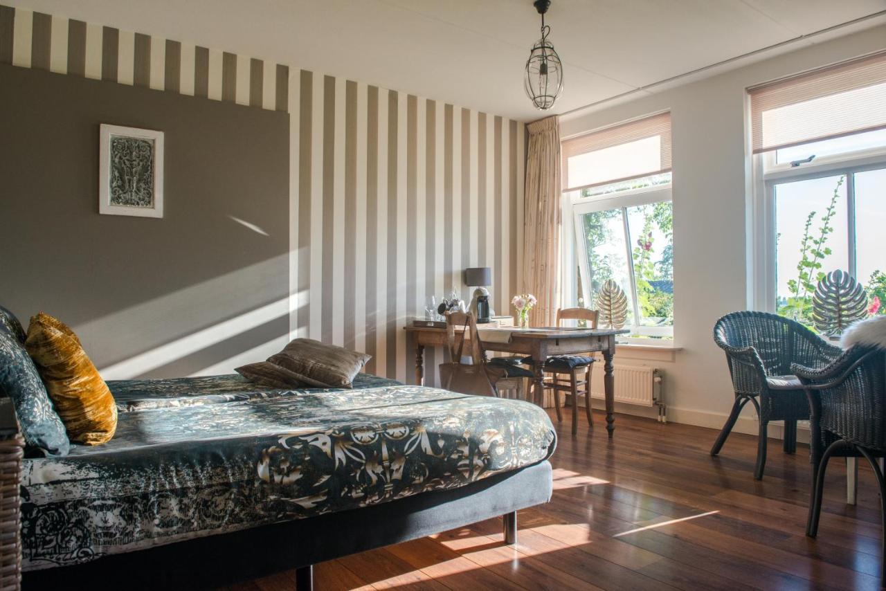 Broeks' Bed En Brood Bed & Breakfast Meerkerk Bagian luar foto