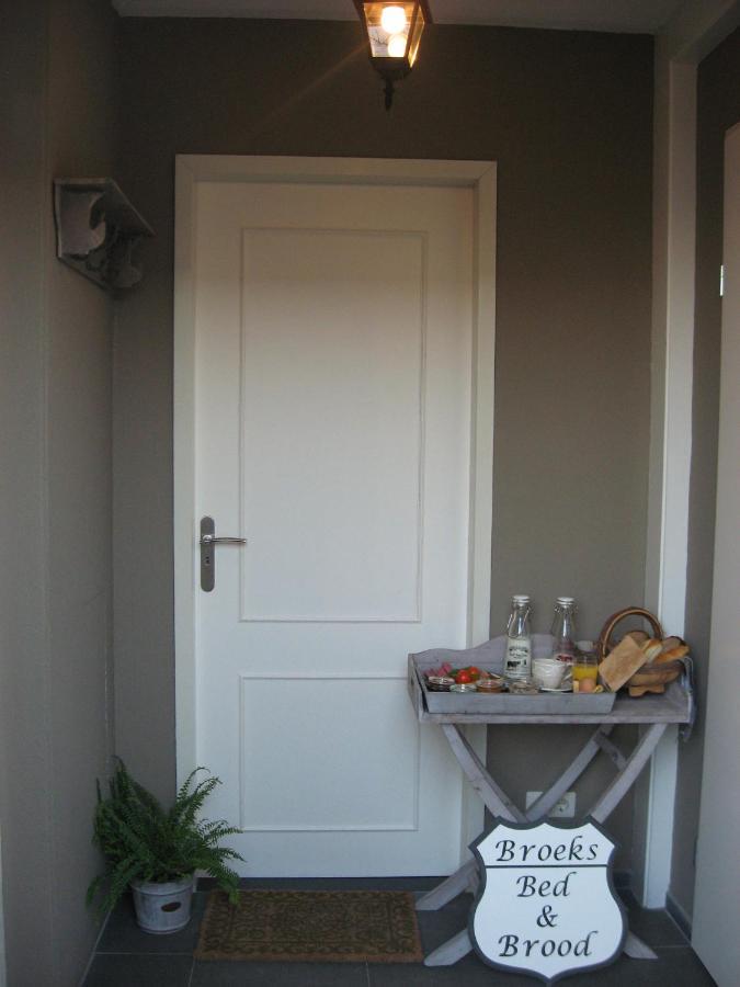 Broeks' Bed En Brood Bed & Breakfast Meerkerk Bagian luar foto