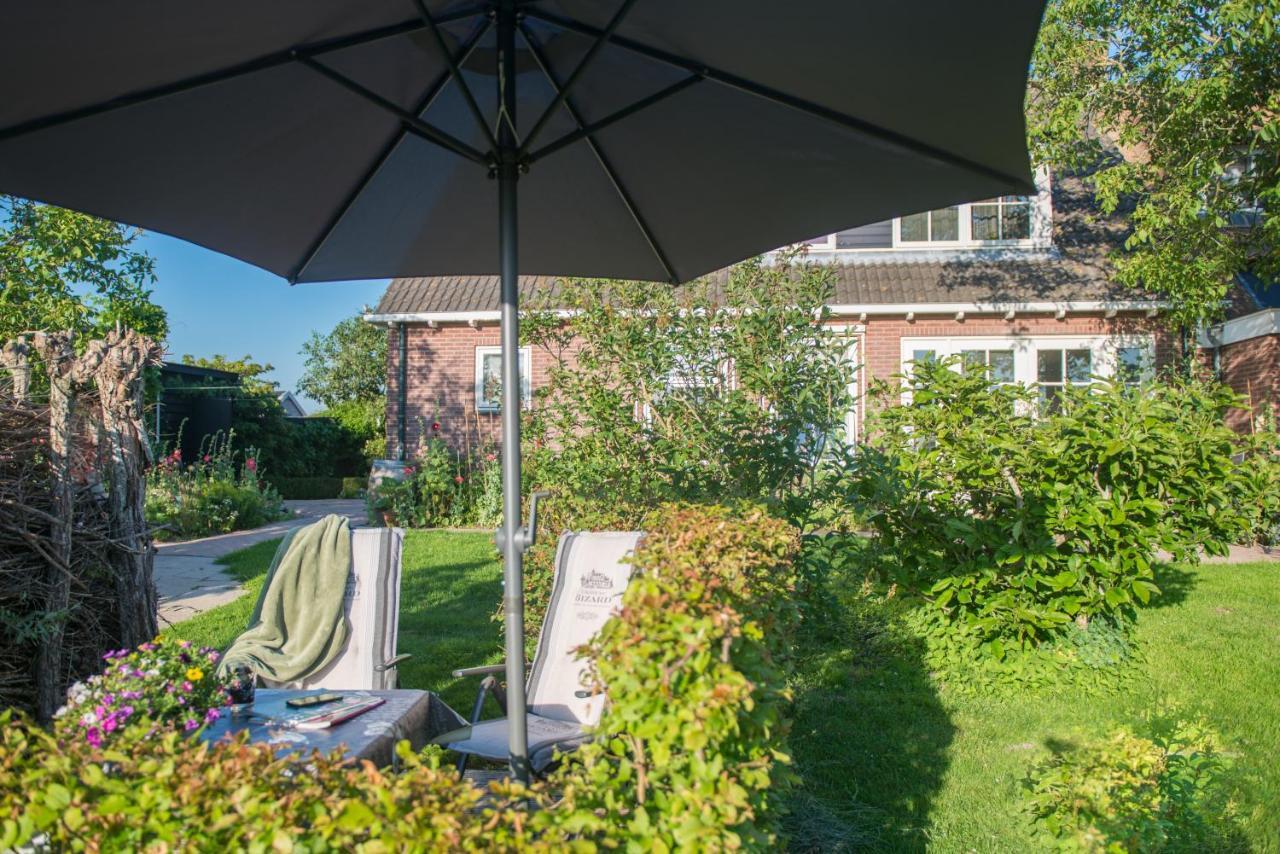 Broeks' Bed En Brood Bed & Breakfast Meerkerk Bagian luar foto