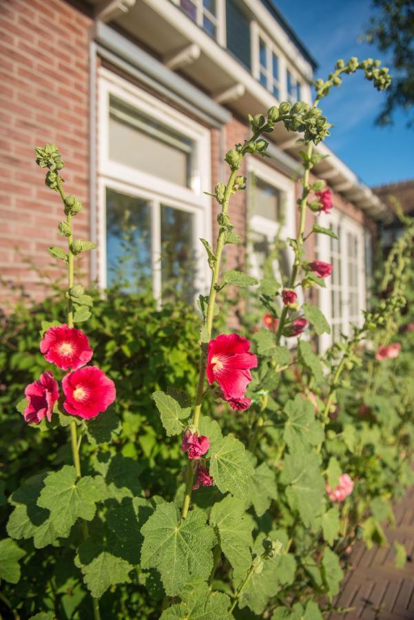Broeks' Bed En Brood Bed & Breakfast Meerkerk Bagian luar foto