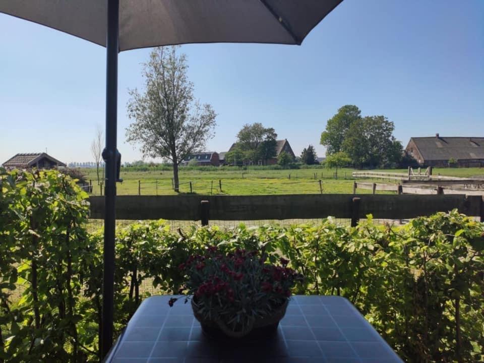 Broeks' Bed En Brood Bed & Breakfast Meerkerk Bagian luar foto